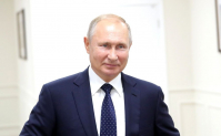 Президент России пообещал подумать о возможности потратить маткапитал на подключение домов к инфраструктуре ЖКХ