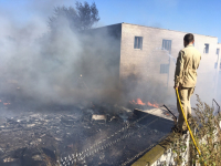 Возгорание в центре Волгограда помогают тушить сотрудники храма
