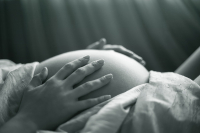 Минздрав против исключения абортов из ОМС