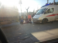 В центре Волгограда «Камаз» задавил женщину-пешехода