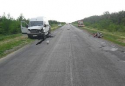 Под Волгоградом скутер столкнулся с автобусом: погиб 18-летний водитель