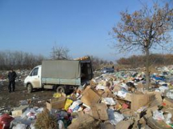 Под Волгоградом горадминистрация мусорила там, где должна была убирать