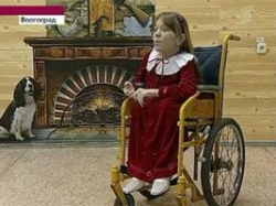 Прикованная к инвалидной коляске Мария Галкина с помощью искусства борется с безразличием общества