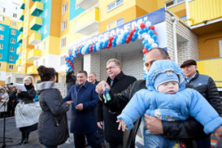 404 жителя Волжского переселились в новые квартиры