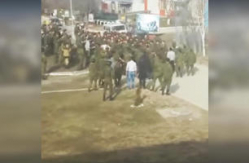 В сеть попало видео массовой драки солдат в Чечне