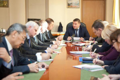 Губернатор Андрей Бочаров провел совещание с руководителями профильных ведомств