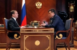 Боженов пригласил Медведева на Волгу 