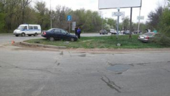На юге Волгограда столкнулись сразу четыре автомобиля На юге Волгограда столкнулись сразу четыре автомобиля