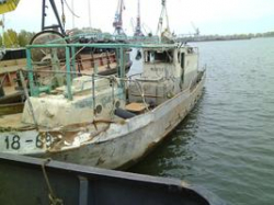 В Волгоградской области теплоход таранил рыбацкий катер: два человека утонули