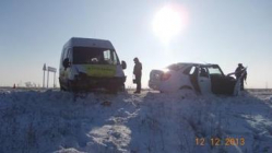 Женщина-водитель разбилась насмерть на трассе под Волгоградом: подвела летняя резина