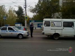 В Дзержинском районе Волгограда маршрутка сбила школьника