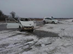 В Волгоградской области столкнулись «Хендай» и «Ока»: 6 ранены, 1 погиб