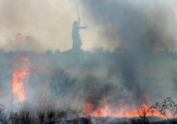 Чтобы не горела под ногами земля Мамаева кургана