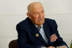 Участник Великой Отечественной войны Евгений Рогов стал почетным гражданином Волгограда Участник Великой Отечественной войны Евгений Рогов стал почетным гражданином Волгограда