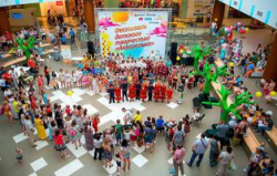 В Волгограде прошел фестиваль детского творчества «Акварелька»