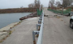 В Волгоградской области вернули на место понтонный мост, унесенный ледоходом