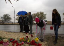В Волгограде прошел траурный митинг в память погибших в теракте