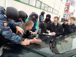 В Волгограде начальник отдела капремонта вуза подозревается в получении взятки в крупном размере