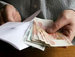 Жителей России стали чаще осуждать за мелкие взятки 
