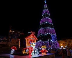 В администрации Волгограда обсудили ход подготовки к новогодним праздникам