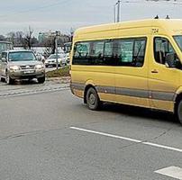 Маршрутчик покалечил автоматической дверью 4-летнего волгоградца