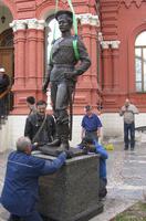 На Привокзальной площади Волгограда установили памятник Константину Недорубову 